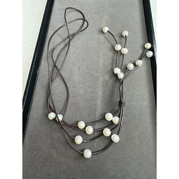 Multi strand brown leather floating pearl necklace - Picture 6 of 8